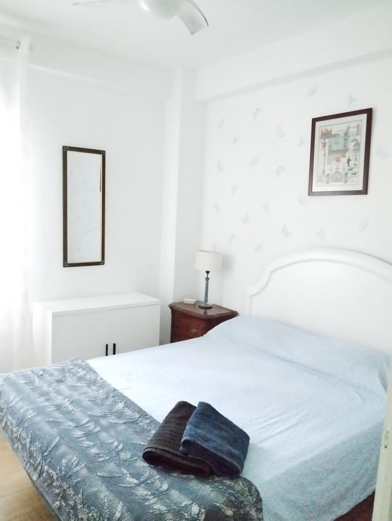 Apartamento Luminoso Y Nuevo En Madrid Rio Ngoại thất bức ảnh